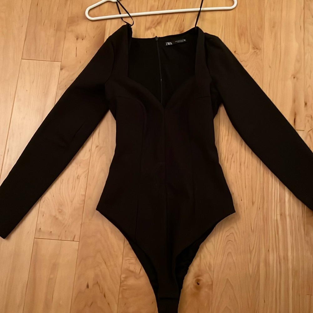 BLACK ZARA BODYSUIT